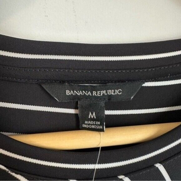 Banana Republic Stripe Twist FrontMidi Dress Size Medium Black & White - Picture 12 of 15